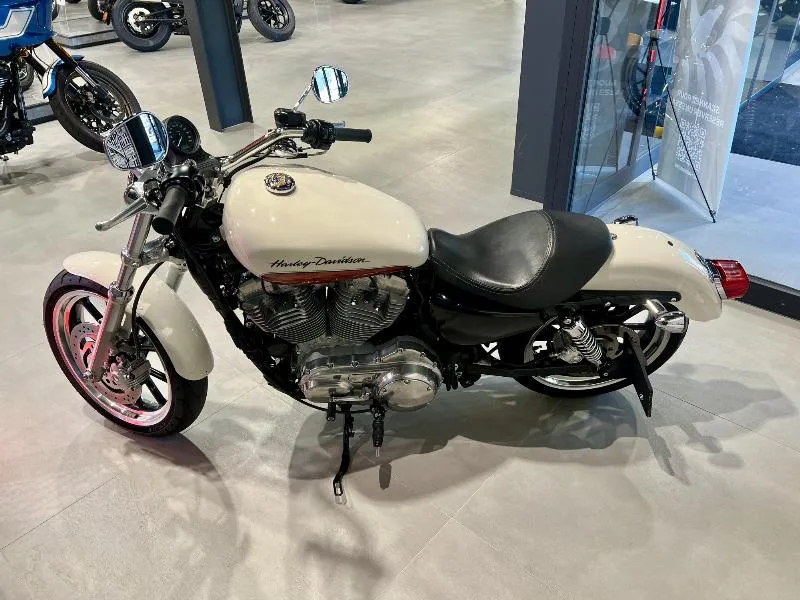 SPORTSTER SUPERLOW 883 