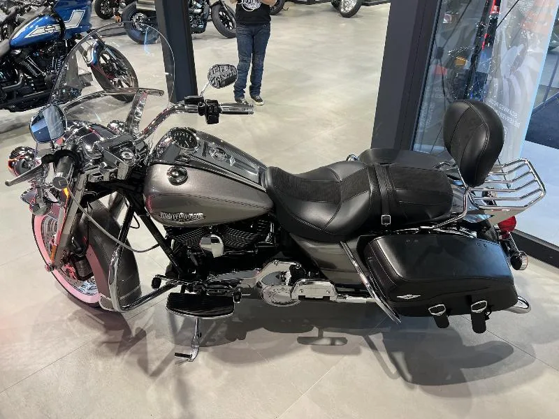 TOURING ROAD KING 1690 CLASSIC