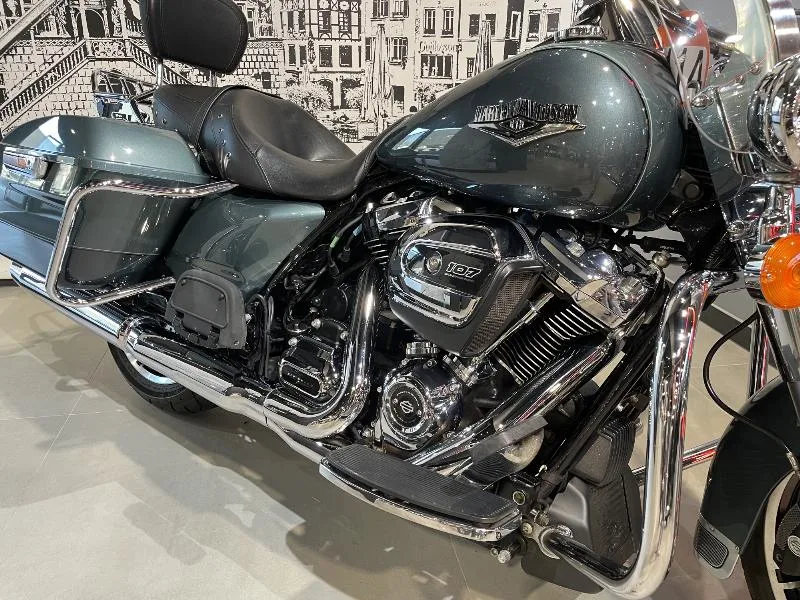 TOURING ROAD KING 1745 STANDARD