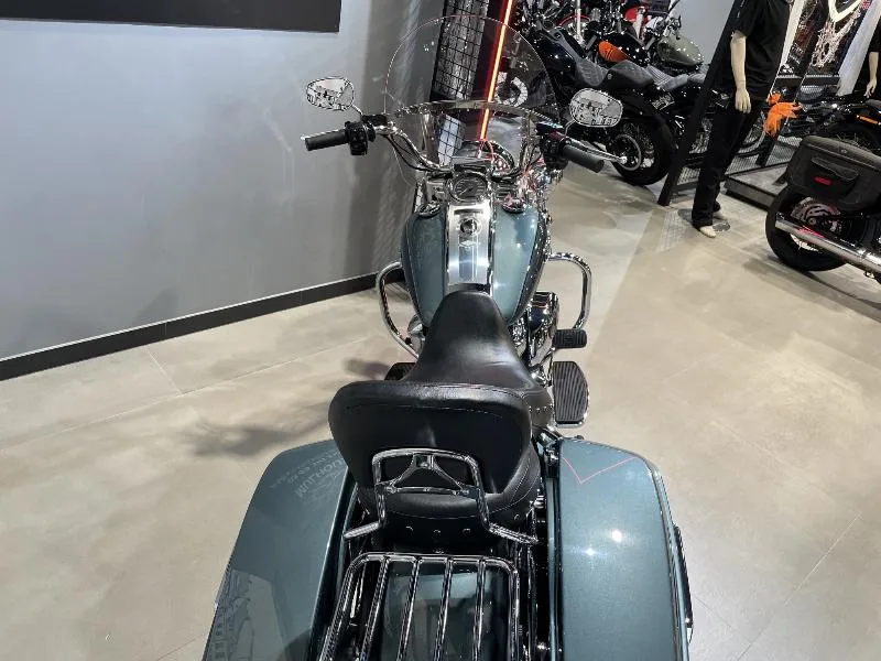 TOURING ROAD KING 1745 STANDARD