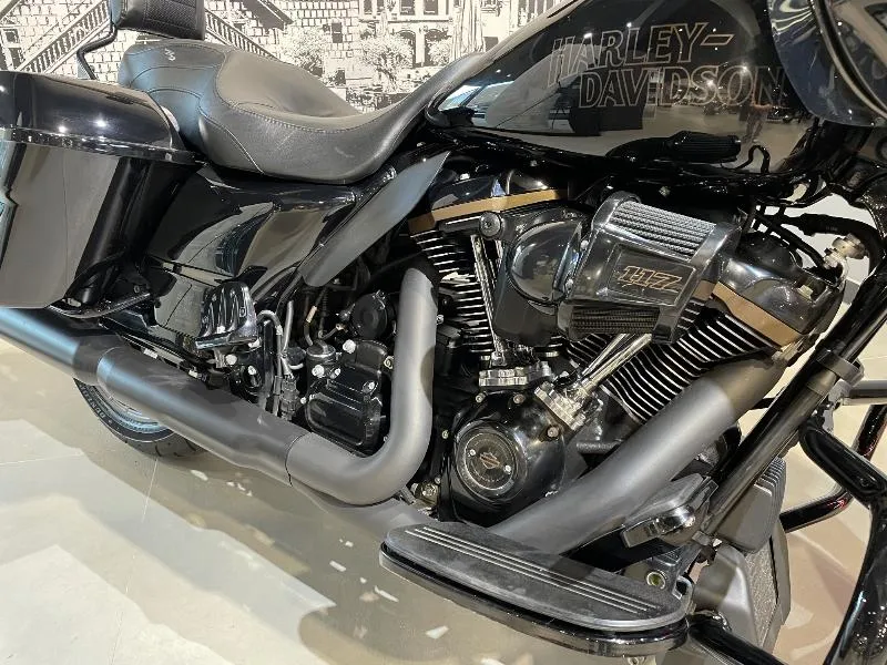 TOURING ROAD GLIDE 1923 ST