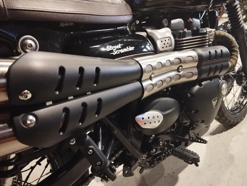 STREET SCRAMBLER  900