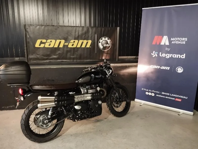 STREET SCRAMBLER  900