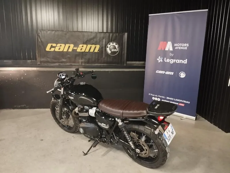 STREET SCRAMBLER  900