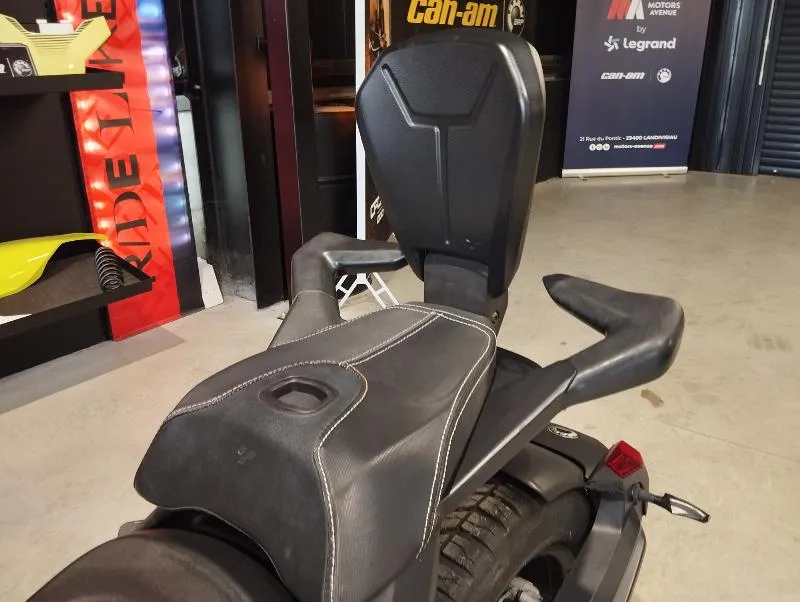 RYKER 900