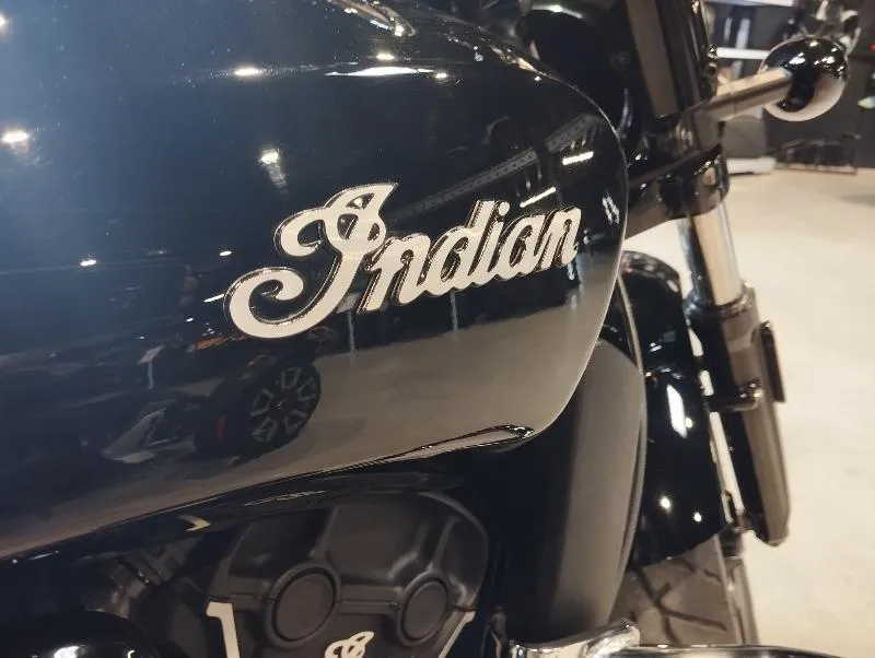 SCOUT BOBBER SIXTY