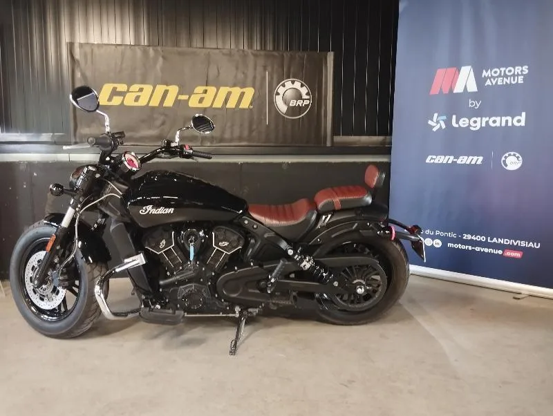 SCOUT BOBBER SIXTY