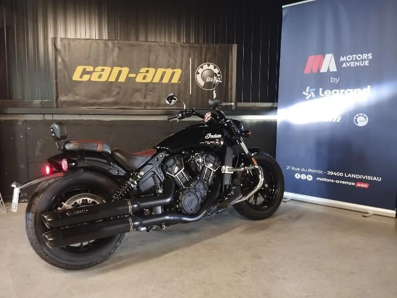 SCOUT BOBBER SIXTY
