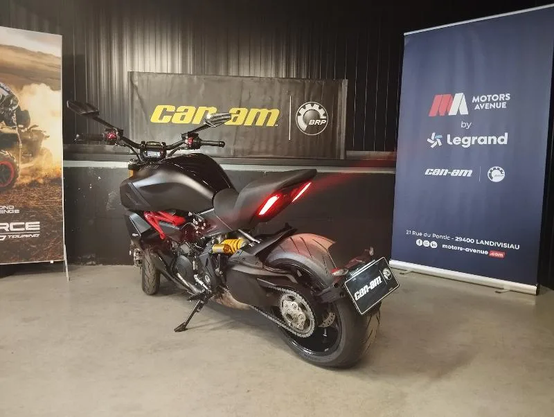 DIAVEL STRADA
