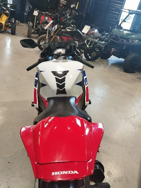 CBR 1000 RR FIREBLADE