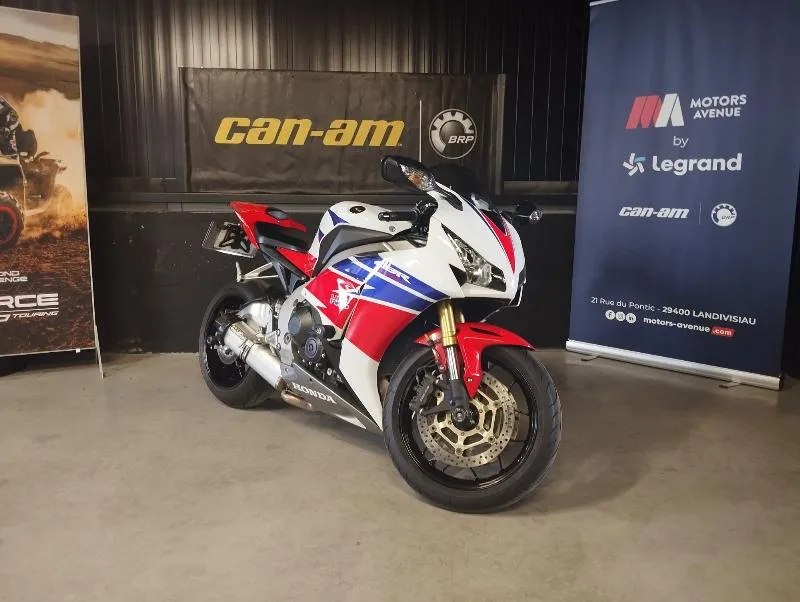 CBR 1000 RR FIREBLADE