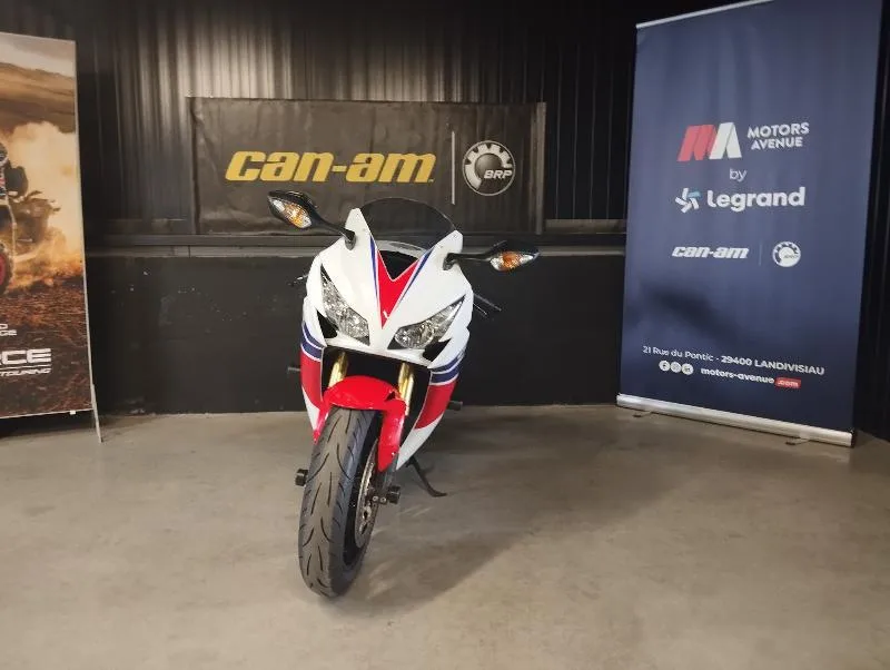 CBR 1000 RR FIREBLADE