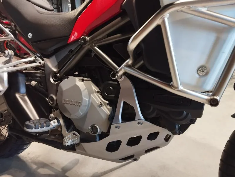 MULTISTRADA END