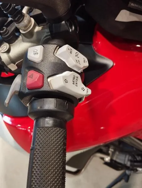 MULTISTRADA END