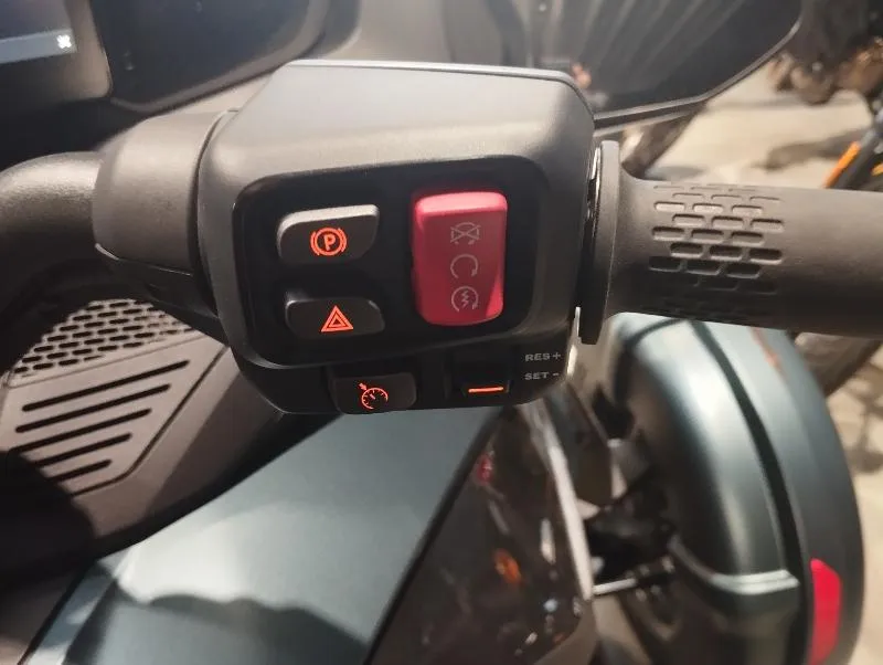 SPYDER RT