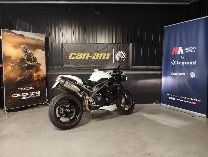 SPEED TRIPLE 1050 RS