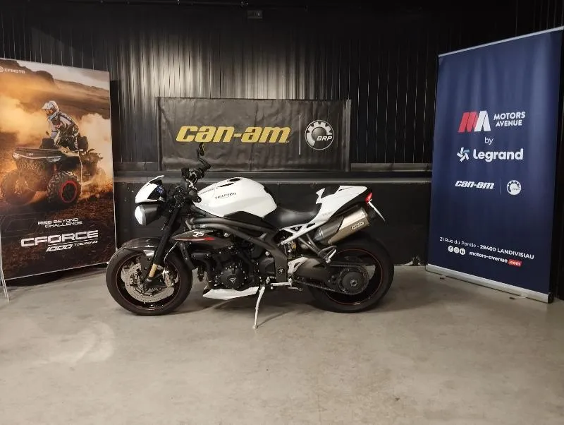 SPEED TRIPLE 1050 RS