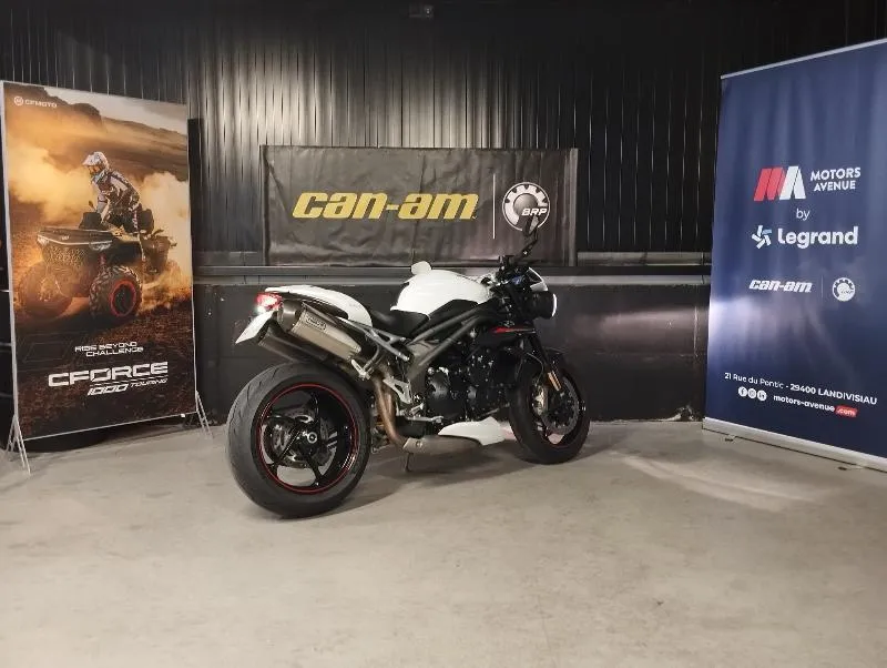 SPEED TRIPLE 1050 RS