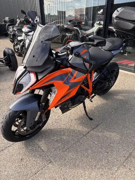 1290 SUPER DUKE GT