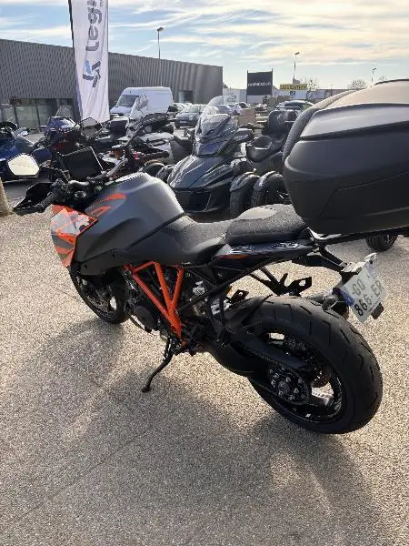 1290 SUPER DUKE GT