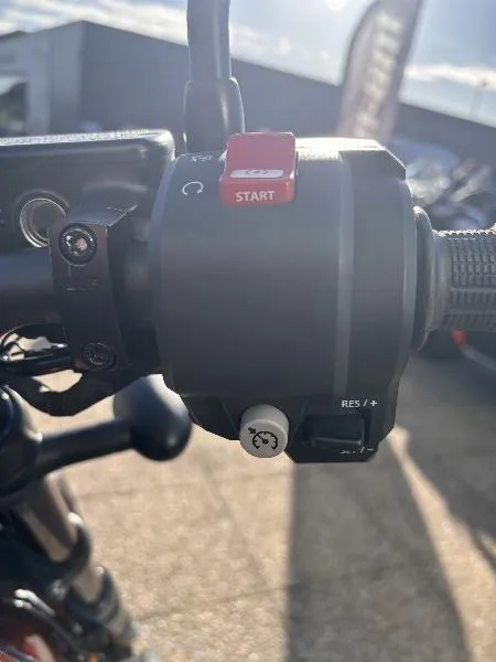 CMX 1100 REBEL