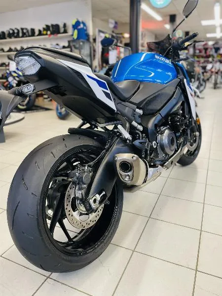 GSXS 1000