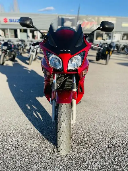 CB 1000 F