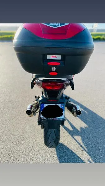 CB 1000 F
