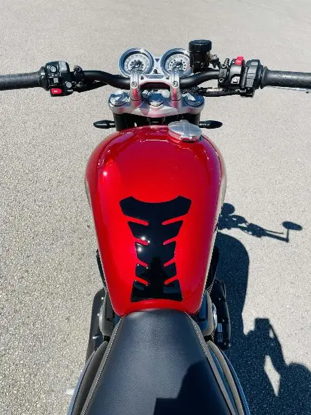 SPEED TWIN 1200