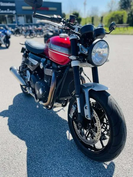 SPEED TWIN 1200