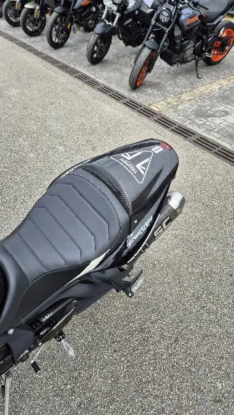 STREET TRIPLE 675