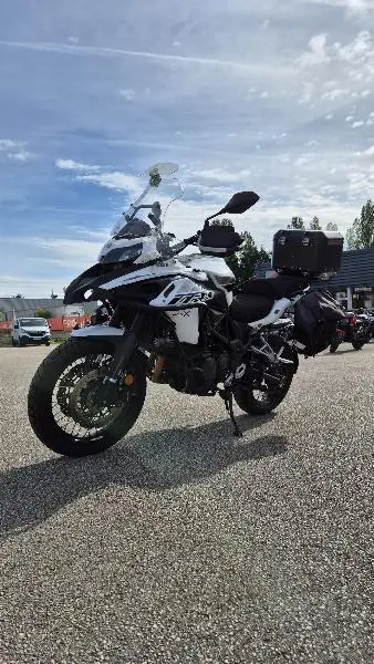TRK 502 X