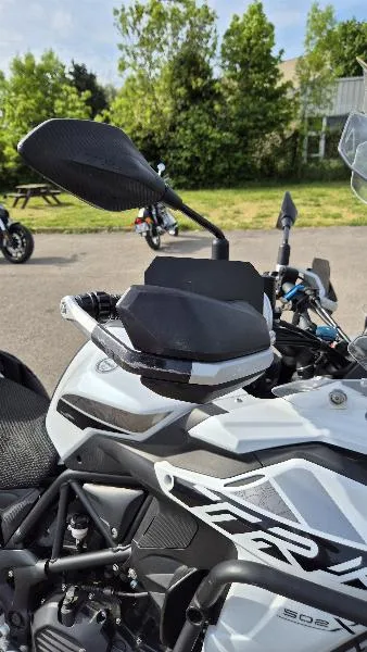 TRK 502 X