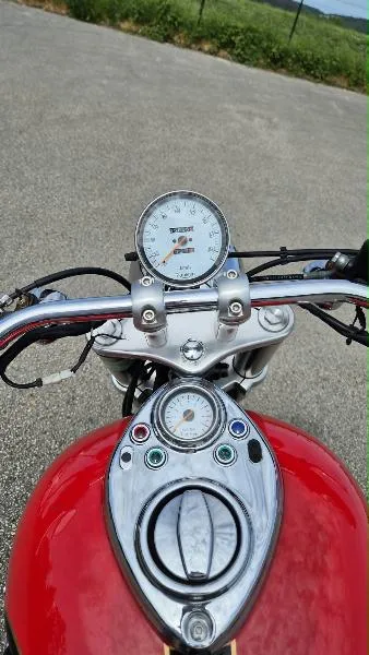 Bonneville Speedmaster 800