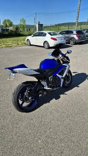 SUZUKI GSXR 600