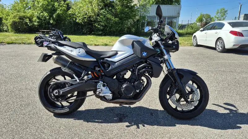 F 800 R