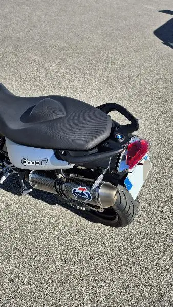 F 800 R