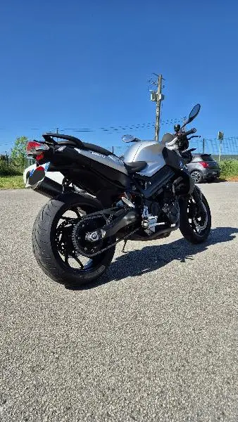 F 800 R