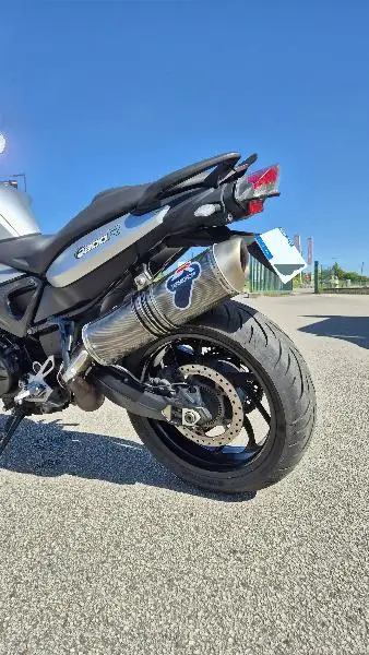 F 800 R