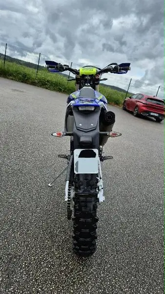 125 SE FACTORY