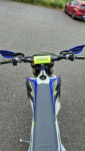125 SE FACTORY