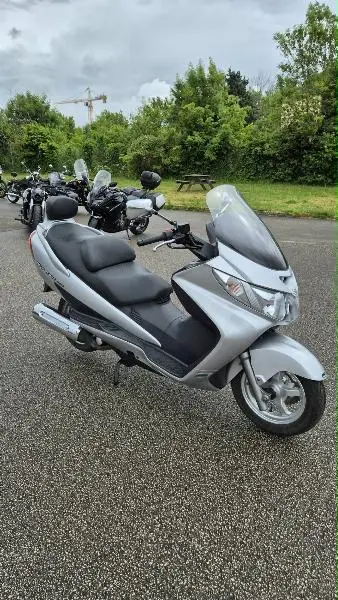 BURGMAN 400