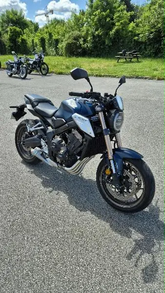 CB 650 R