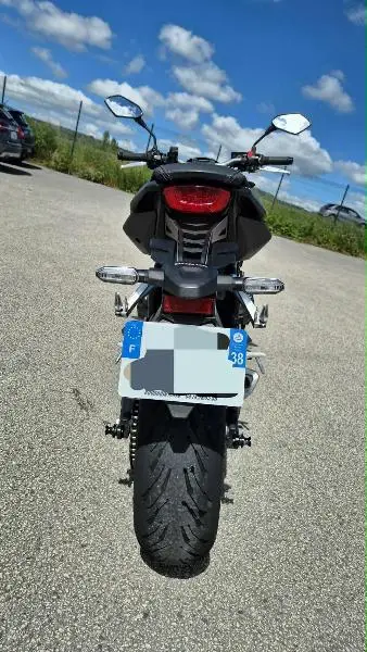 CB 650 R