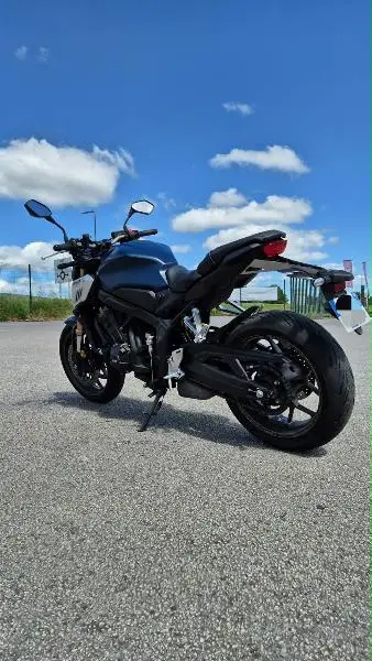 CB 650 R