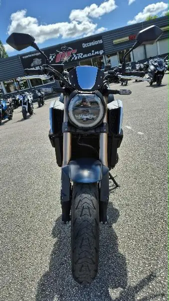 CB 650 R