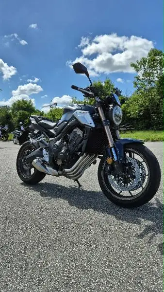 CB 650 R