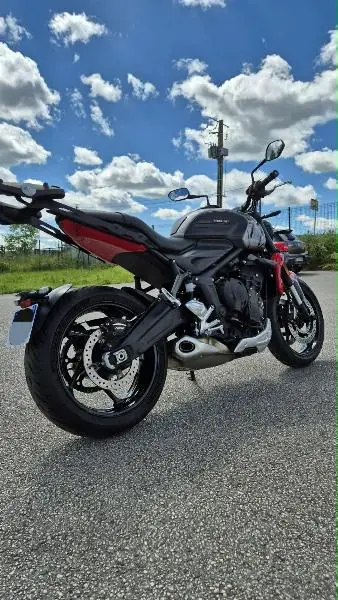 TRIDENT 660