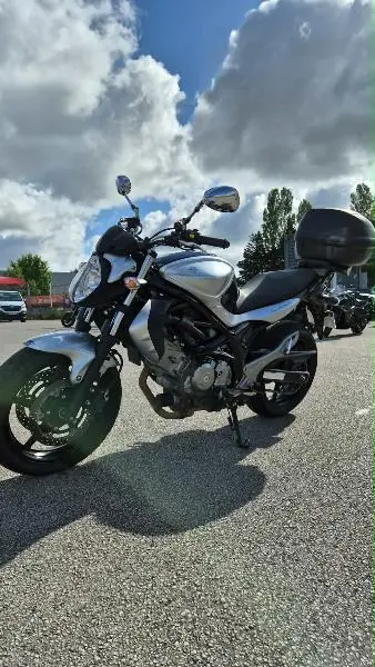GLADIUS 650
