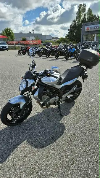 GLADIUS 650